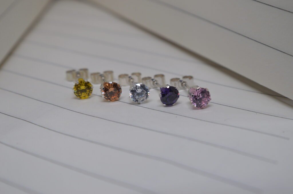 "Dazzle" Cubic Zirconia Ear Stud 925 Silver