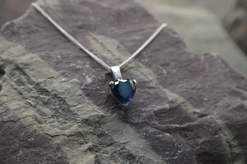 "Heart" 1ct Sapphire/Sterling Silver Pendant