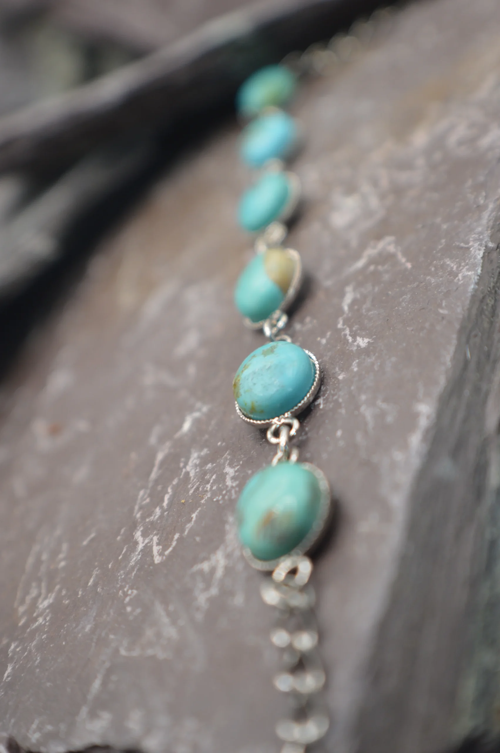 'Cyan' Chinese Turquoise Bracelet (Size: 8in M/L) - Image 2