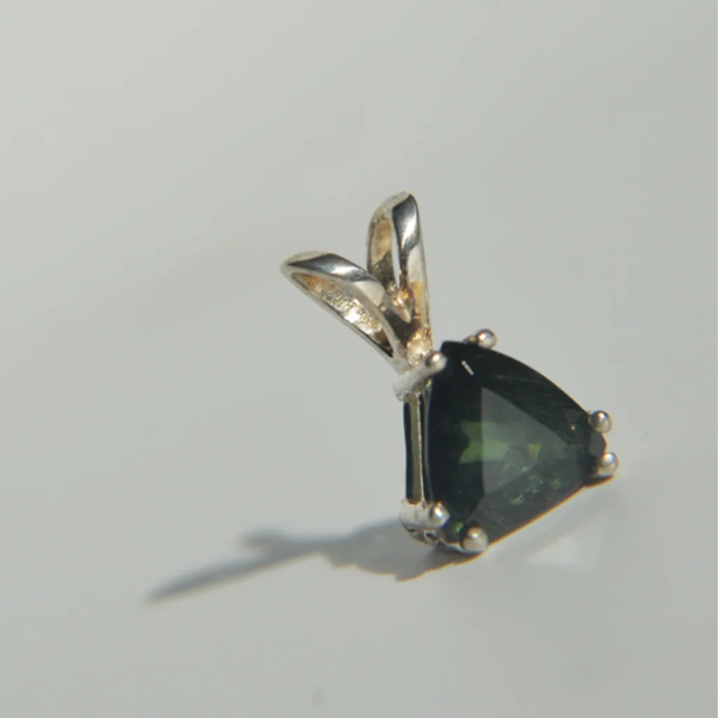 ‘Olive’ Green Tourmaline/ 925 Sterling Silver mount + chain