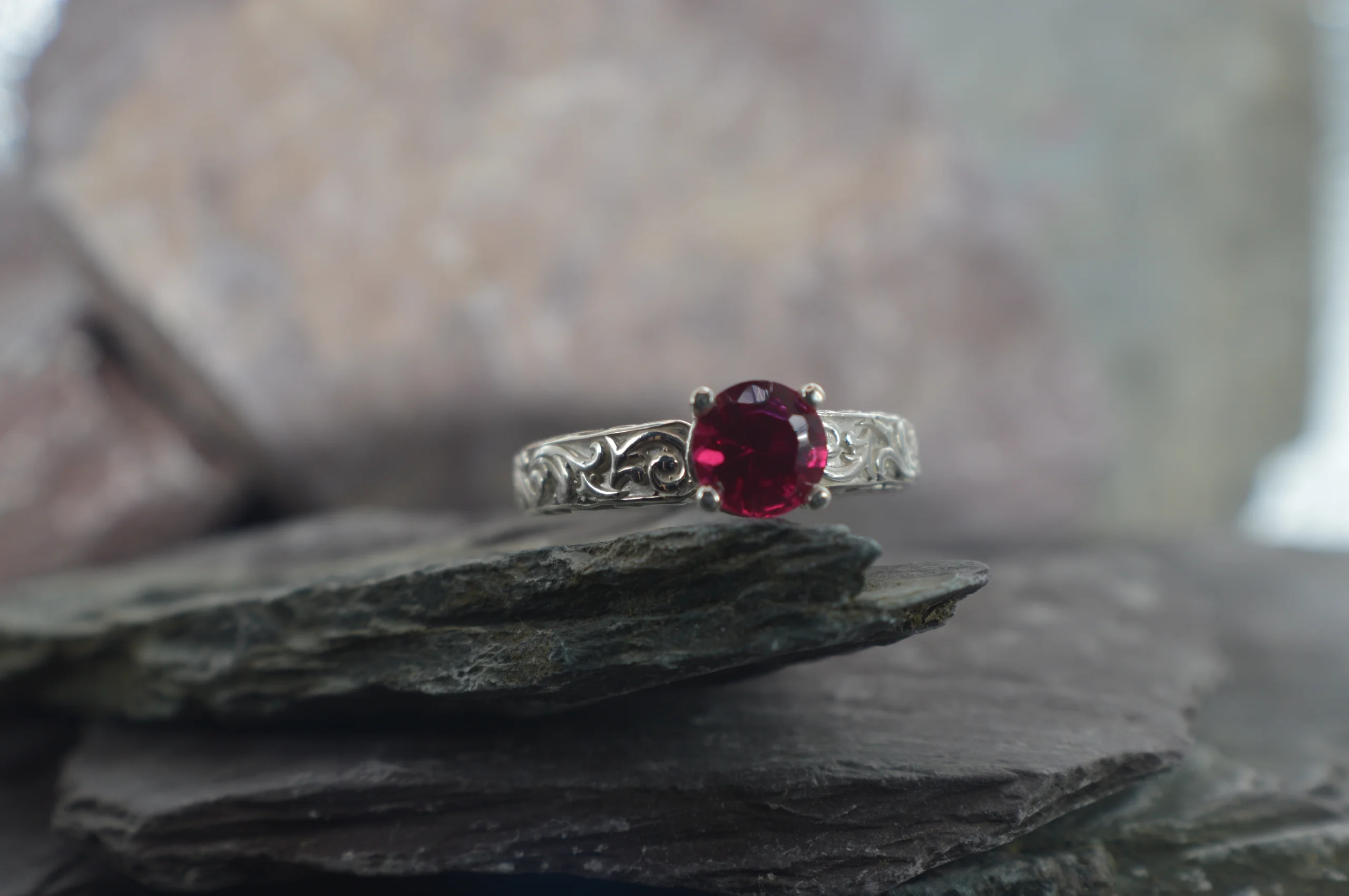 1 of 1 'Rosso' 1-carat Ruby (Lab) set In Sterling SIlver size N (US 6.75) - Image 2