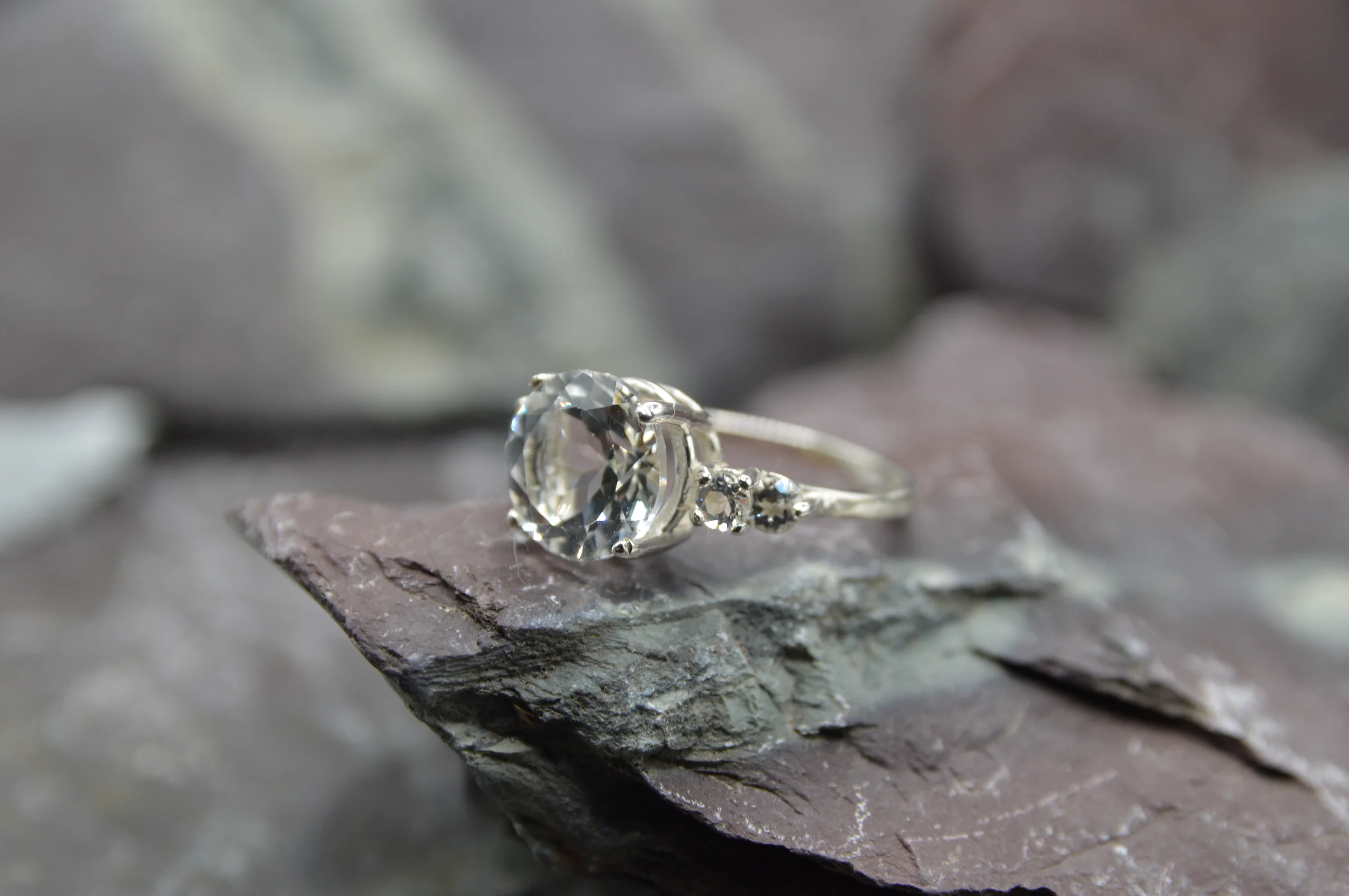 1 of 1 'Snowflake' white topaz/sterling silver UK size O/ US 7 - Image 2
