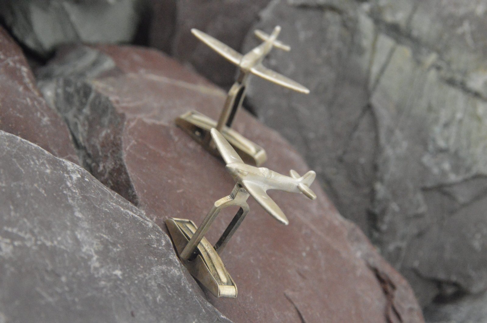 'Spitfire' Cufflinks - Image 4
