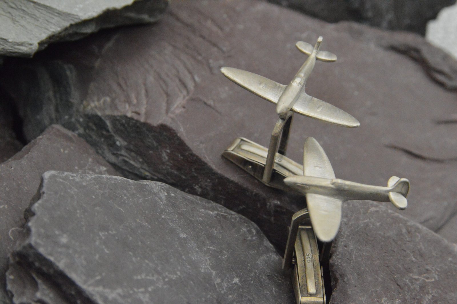 'Spitfire' Cufflinks - Image 2